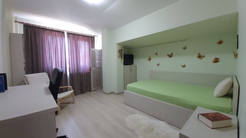 Comuna Berceni, casa de vanzare  Strada Lacramioarei